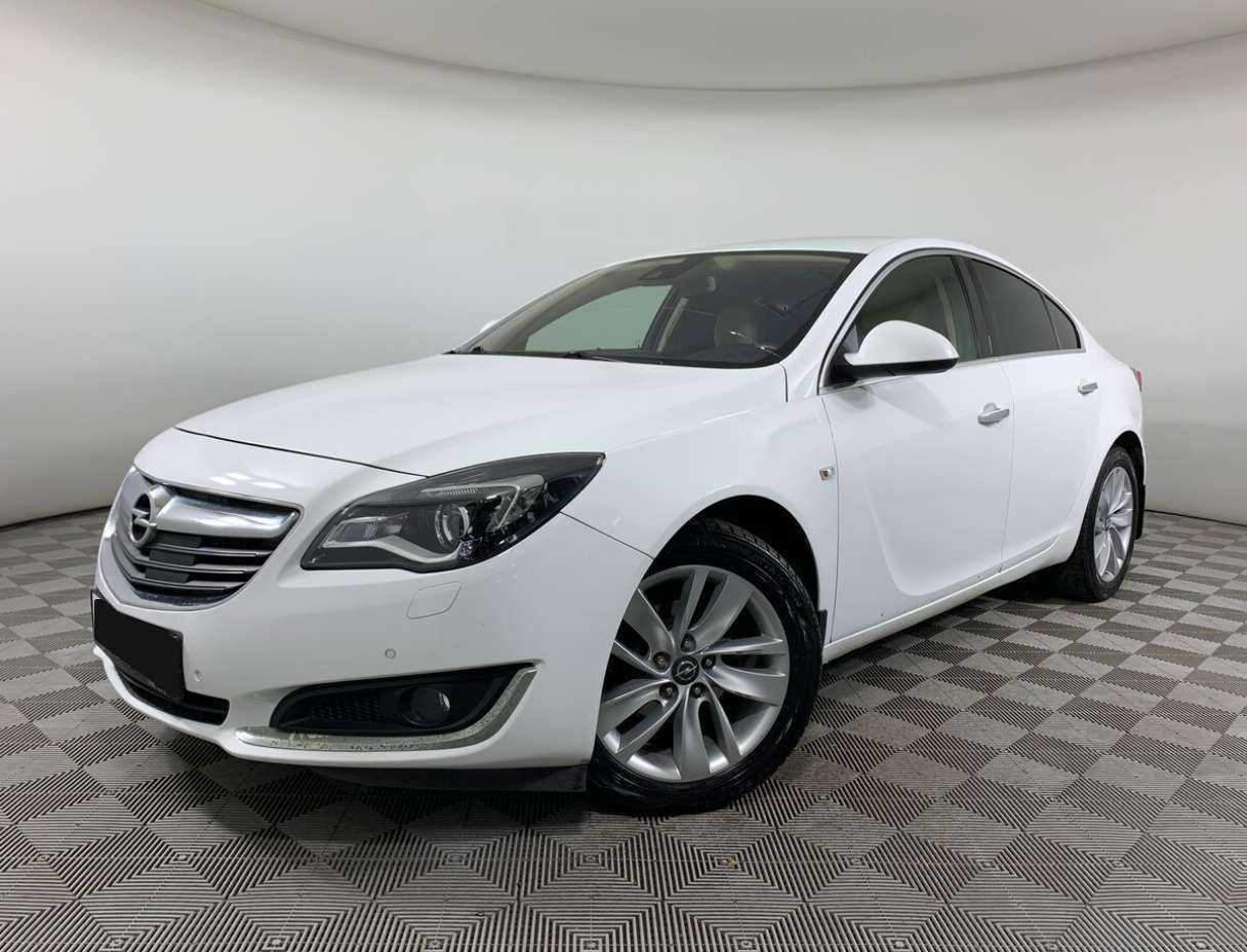 Opel Insignia 2014 года с пробегом. Посмотреть фото