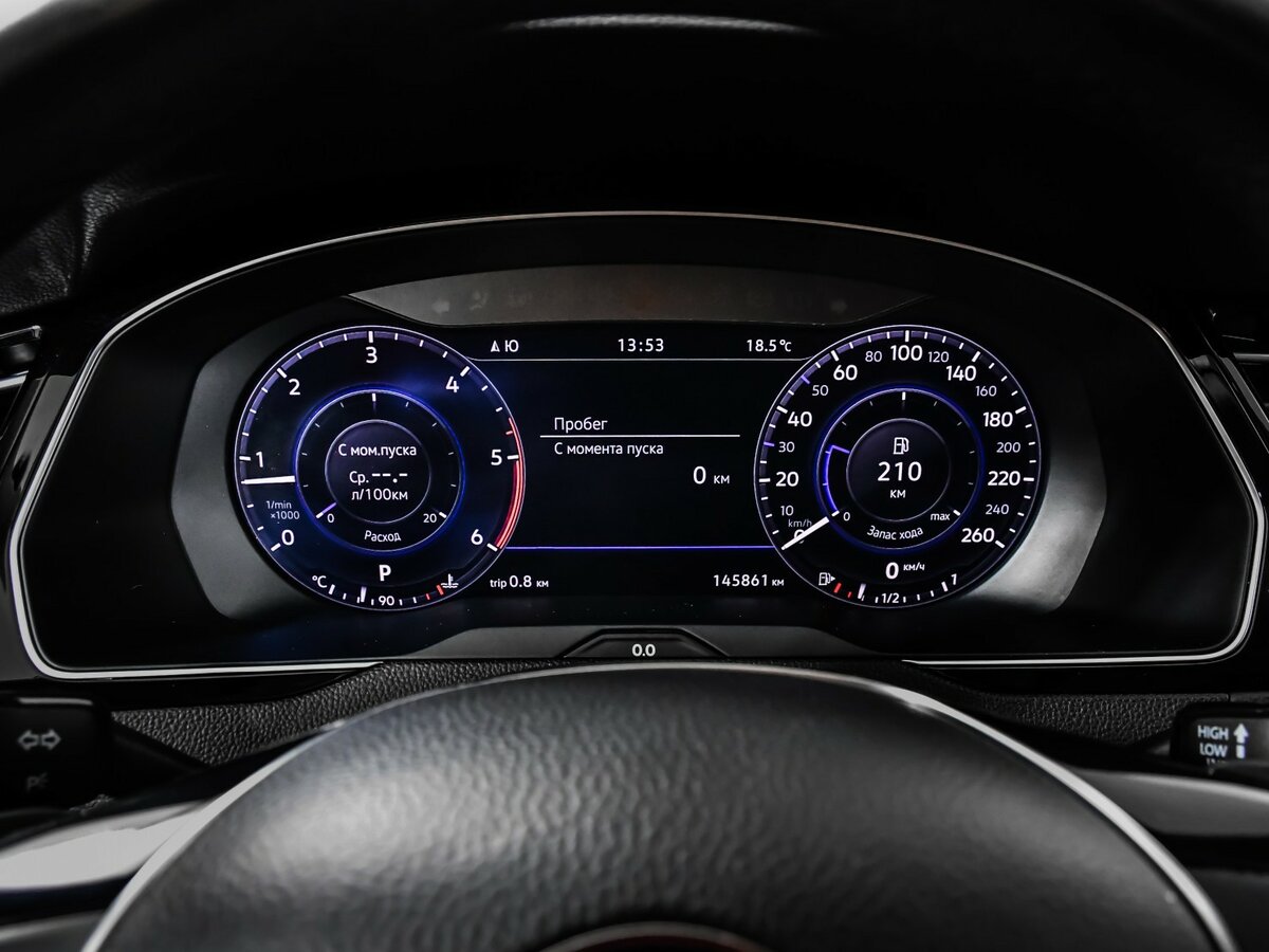 Volkswagen Passat 2018 года с пробегом. Фото: #7