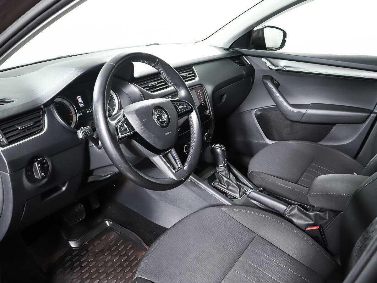 Skoda Octavia 2018 года с пробегом. Фото: #12