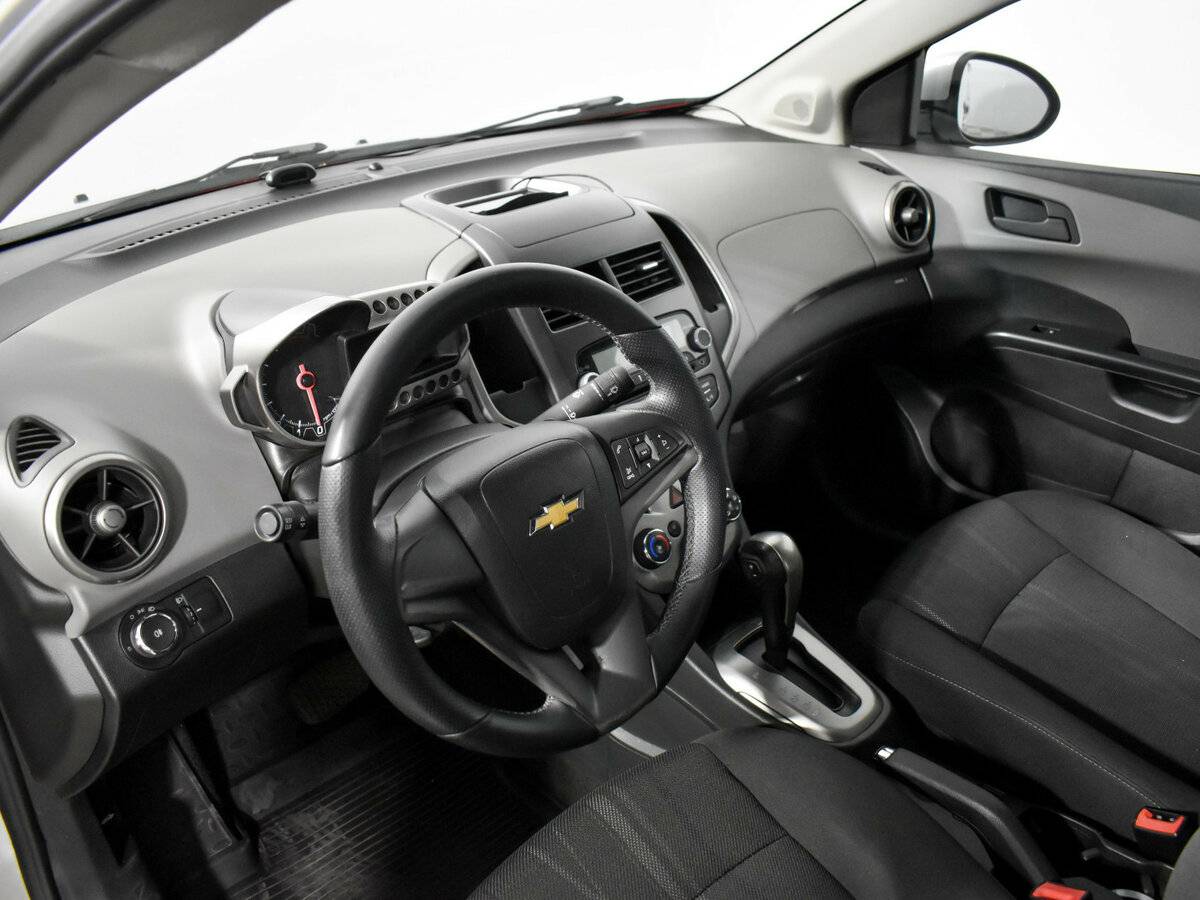 Chevrolet Aveo 2014 года с пробегом. Фото: #8
