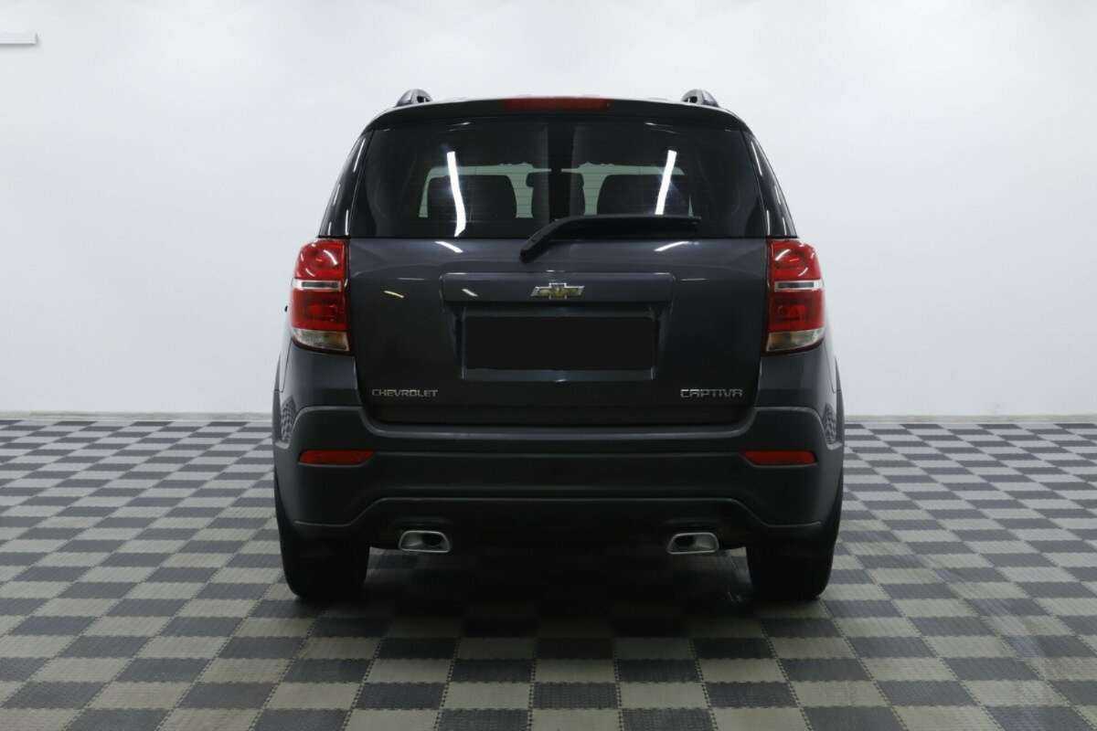 Chevrolet Captiva 2015 года с пробегом. Фото: #5