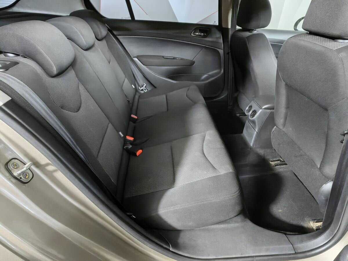 Peugeot 408 2014 года с пробегом. Фото: #11