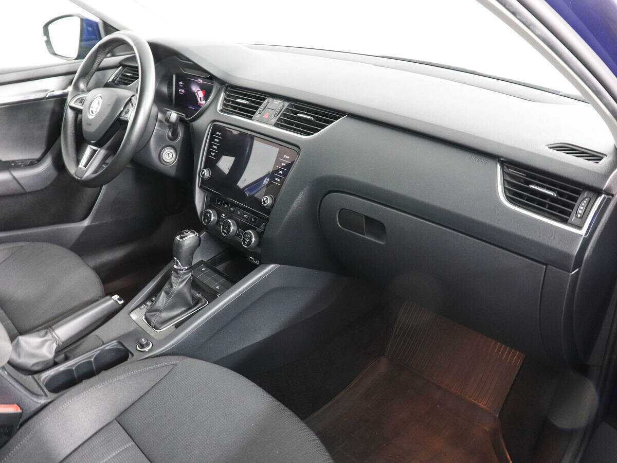 Skoda Octavia 2018 года с пробегом. Фото: #9