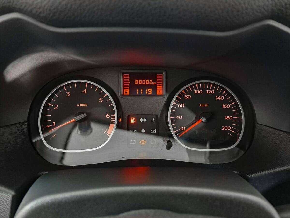 Renault Duster 2012 года с пробегом. Фото: #10