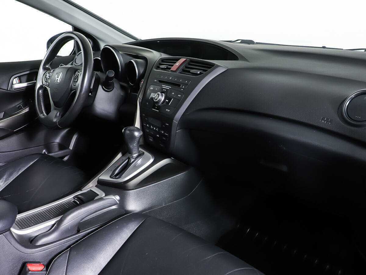 Honda Civic 2013 года с пробегом. Фото: #8