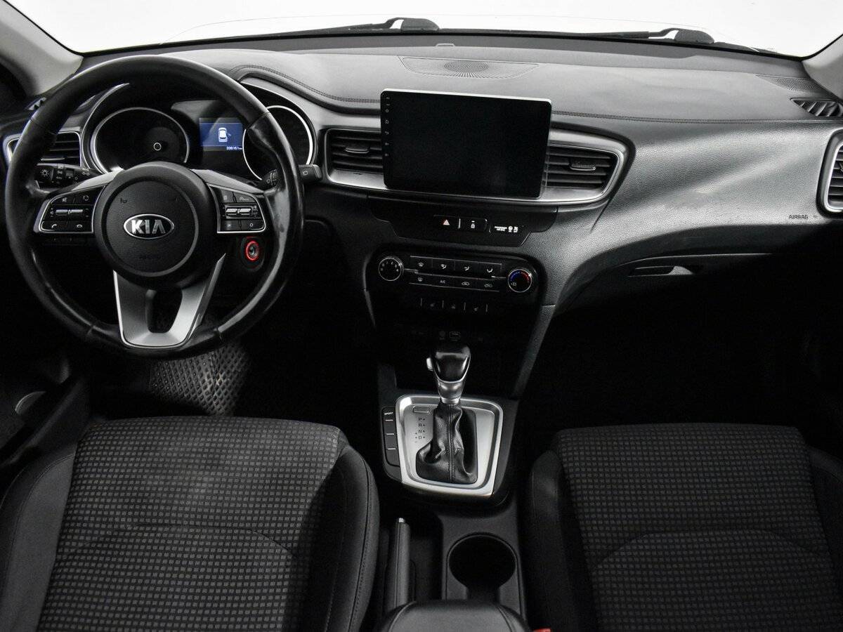 Kia Ceed 2019 года с пробегом. Фото: #10