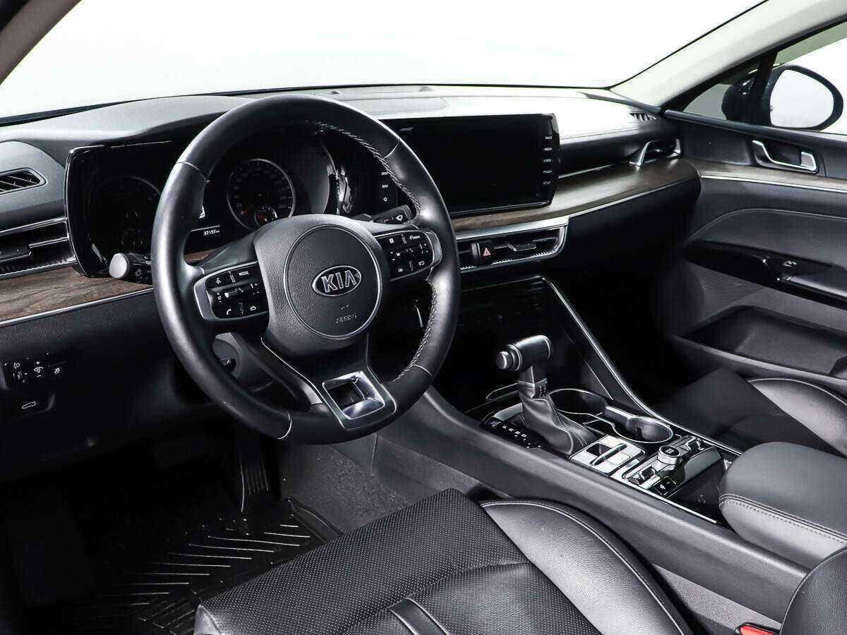 Kia K5 2020 года с пробегом. Фото: #12