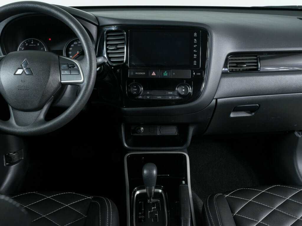 Mitsubishi Outlander 2022 года с пробегом. Фото: #8