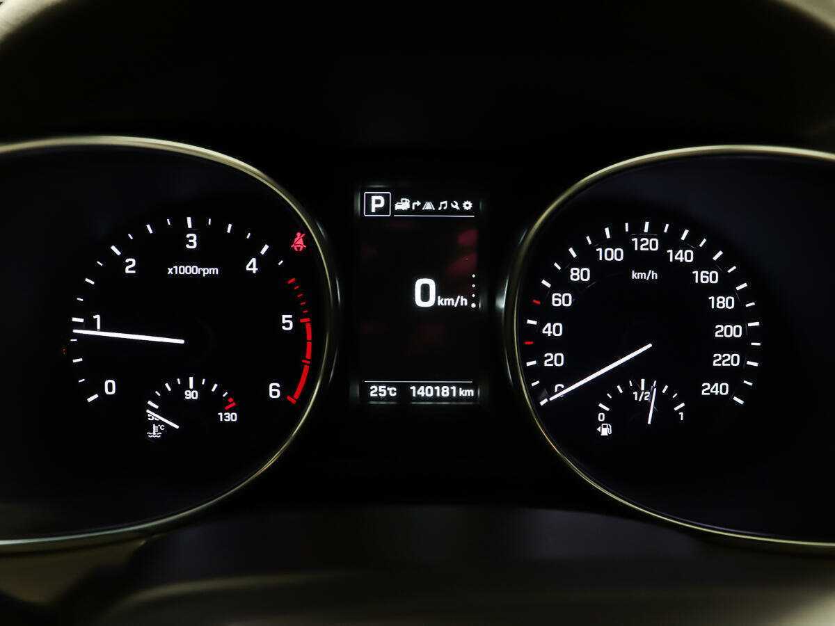 Hyundai Santa Fe 2018 года с пробегом. Фото: #13