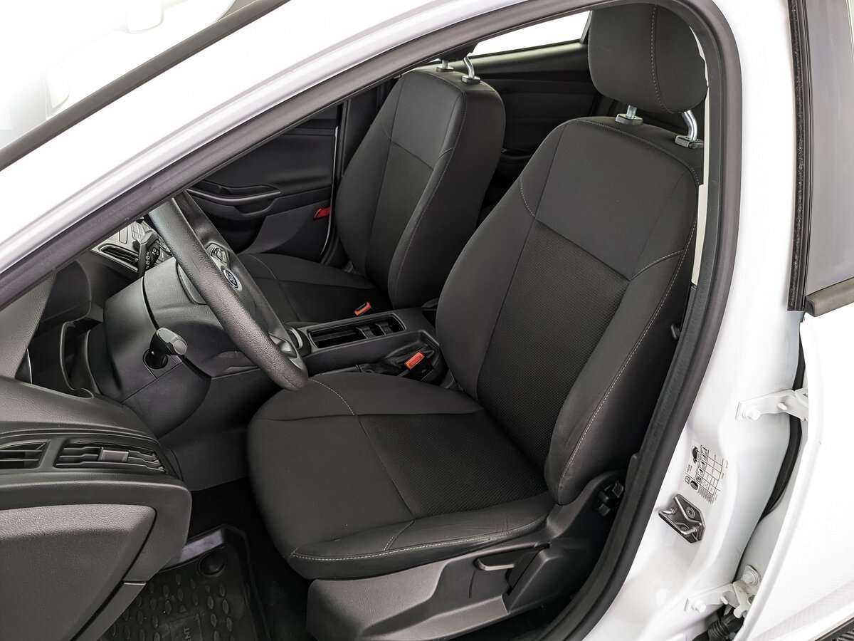 Ford Focus 2018 года с пробегом. Фото: #15