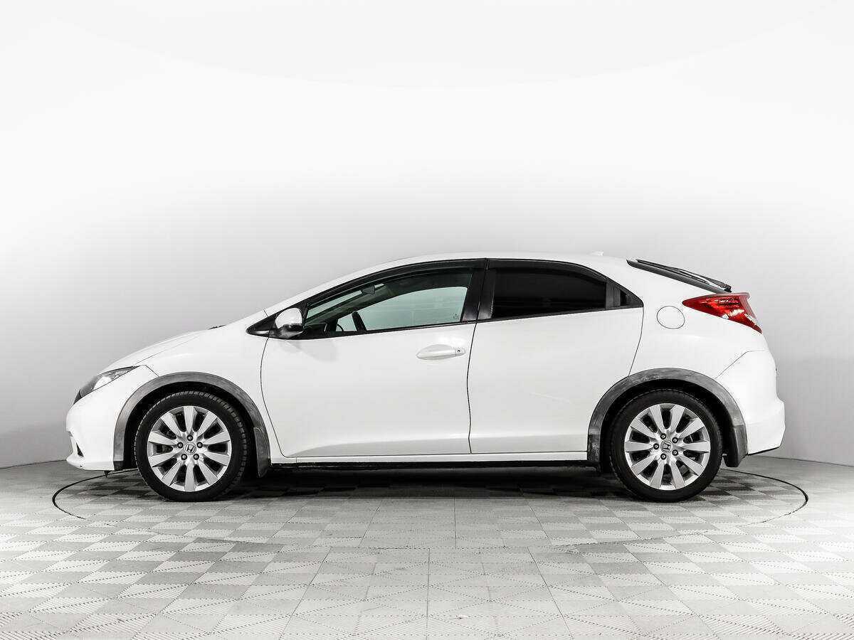 Honda Civic 2012 года с пробегом. Фото: #7