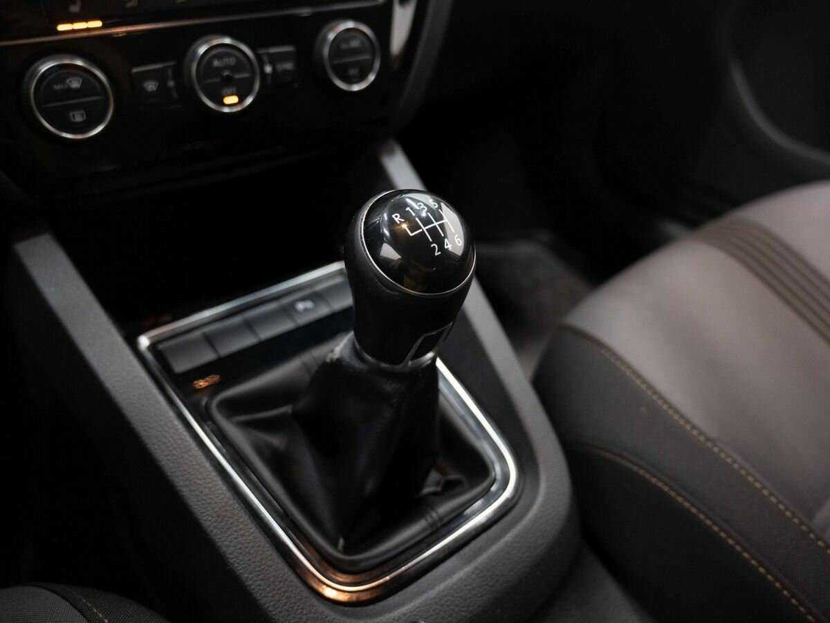 Volkswagen Jetta 2016 года с пробегом. Фото: #16