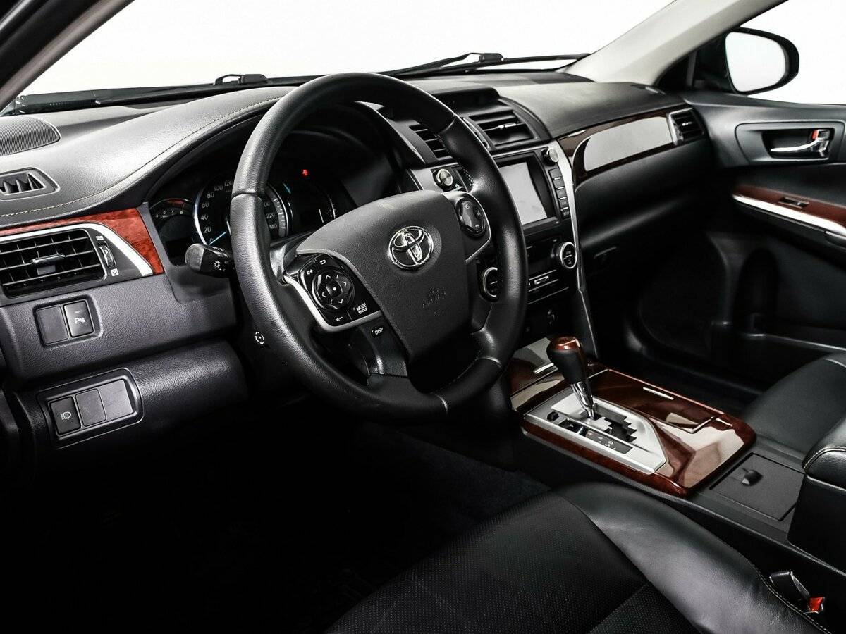 Toyota Camry 2012 года с пробегом. Фото: #11