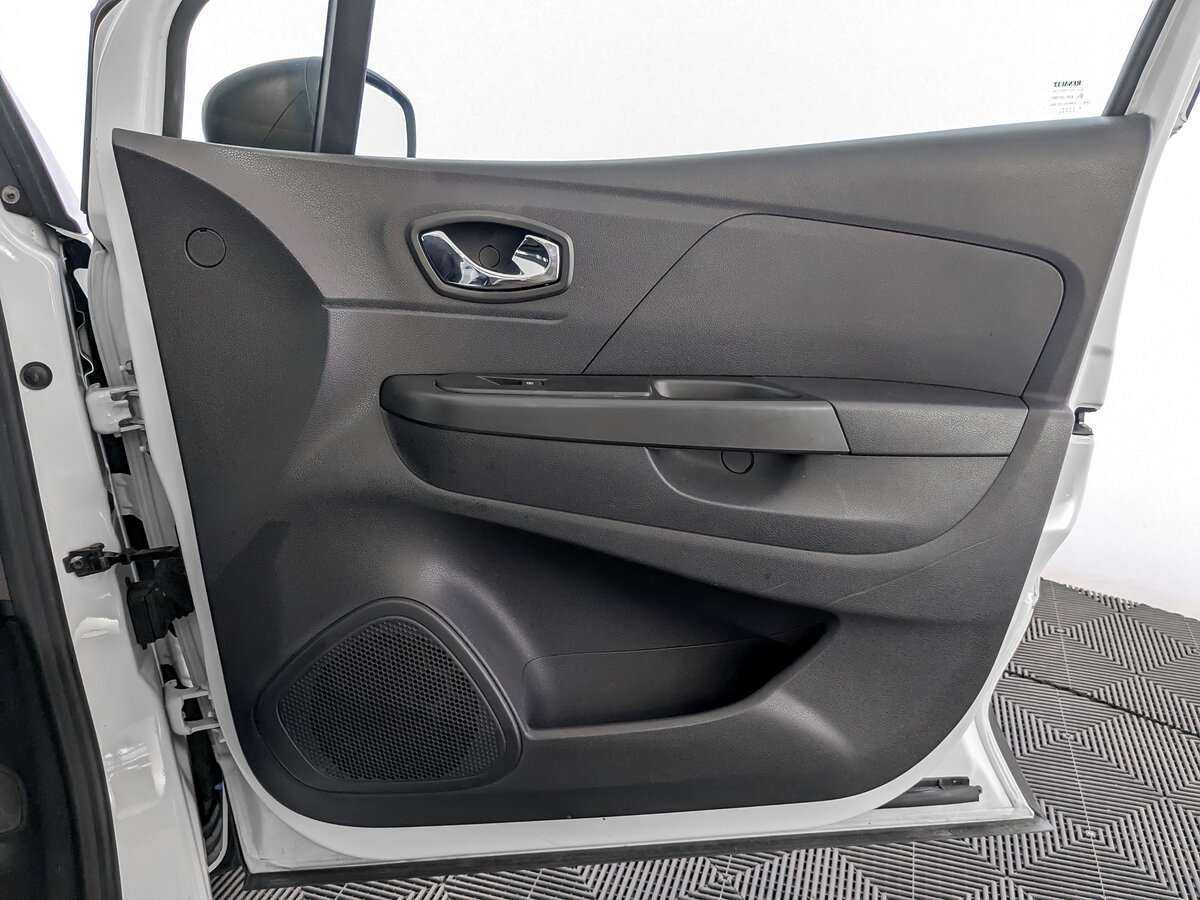 Renault Kaptur 2018 года с пробегом. Фото: #21