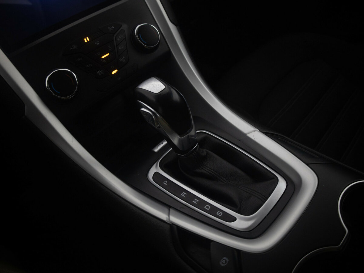 Ford Mondeo 2019 года с пробегом. Фото: #9