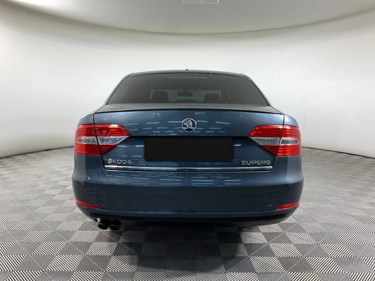 Skoda Superb 2014 года с пробегом. Фото: #5