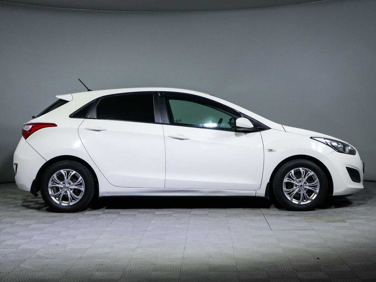 Hyundai i30 2013 года с пробегом. Фото: #3