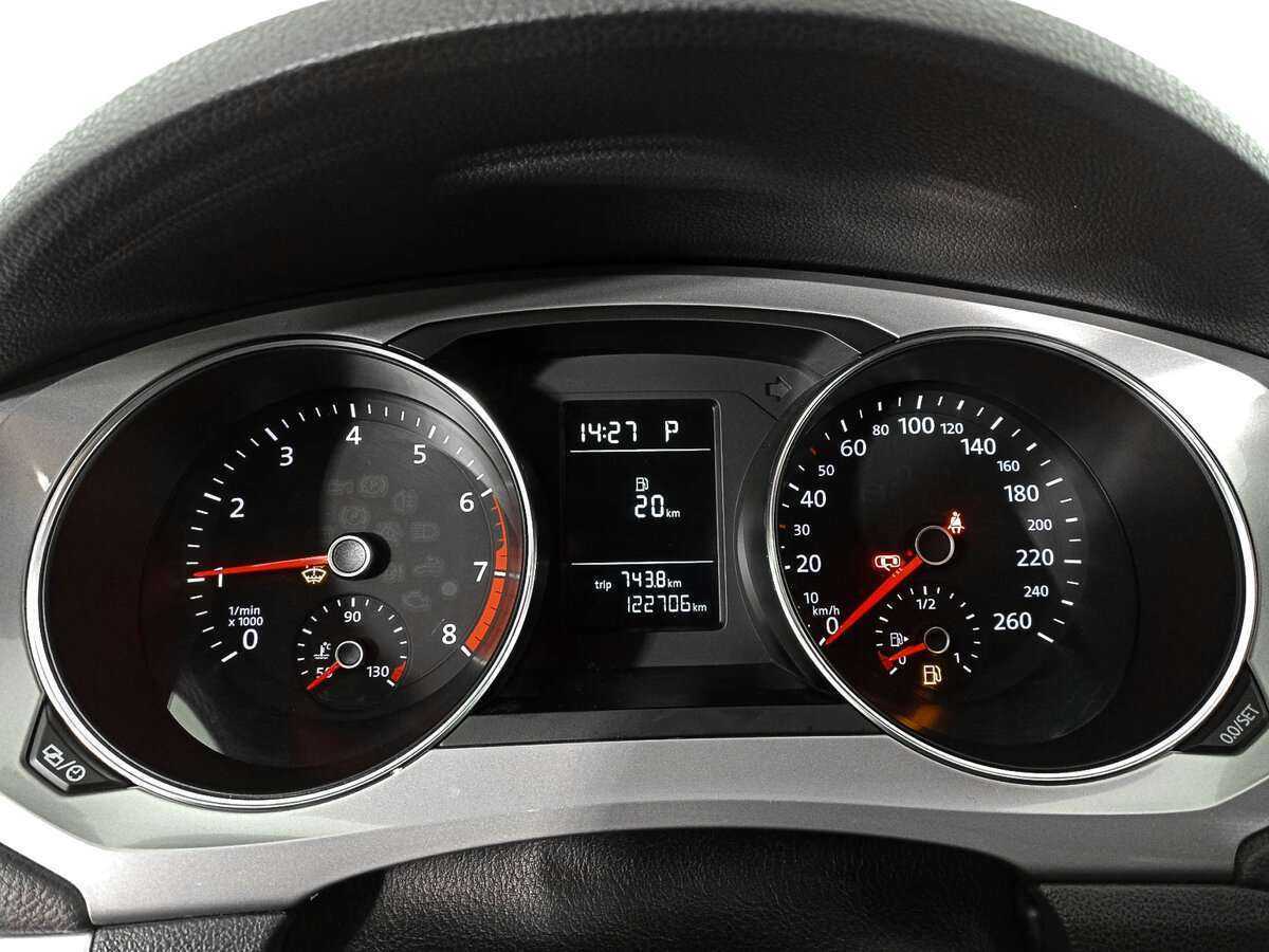 Volkswagen Jetta 2018 года с пробегом. Фото: #11