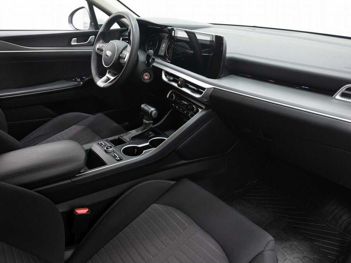 Kia K5 2021 года с пробегом. Фото: #12