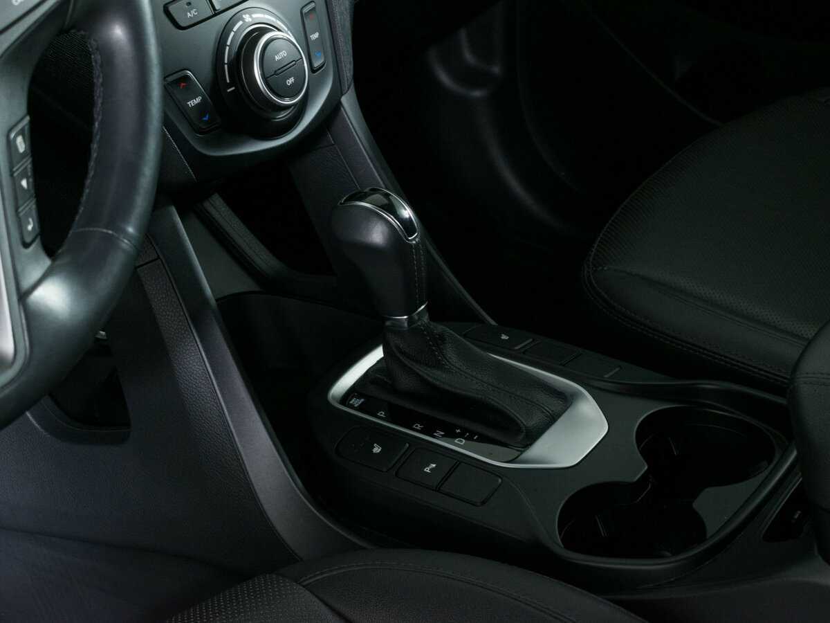 Hyundai Santa Fe 2017 года с пробегом. Фото: #13