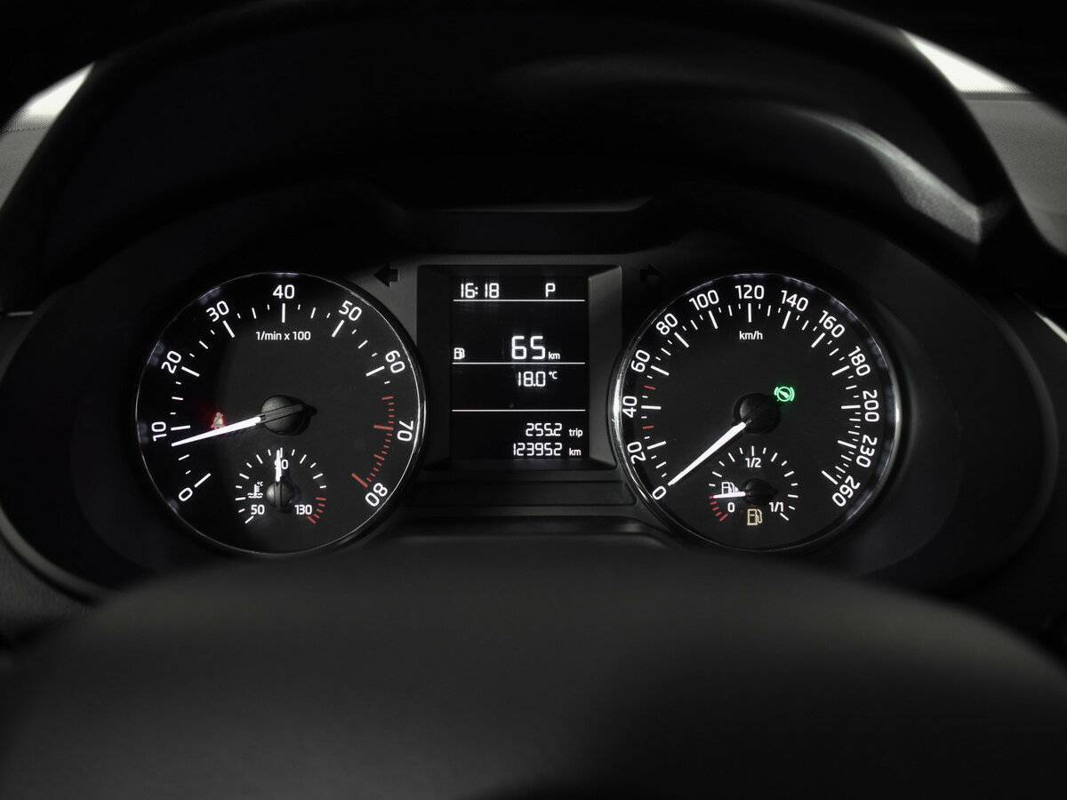 Skoda Octavia 2015 года с пробегом. Фото: #12