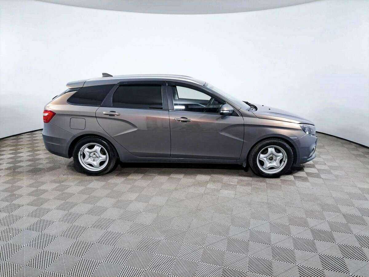 Lada (ВАЗ) Vesta 2019 года с пробегом. Фото: #3