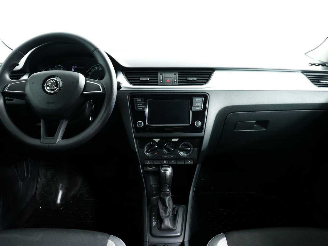 Skoda Rapid 2019 года с пробегом. Фото: #10