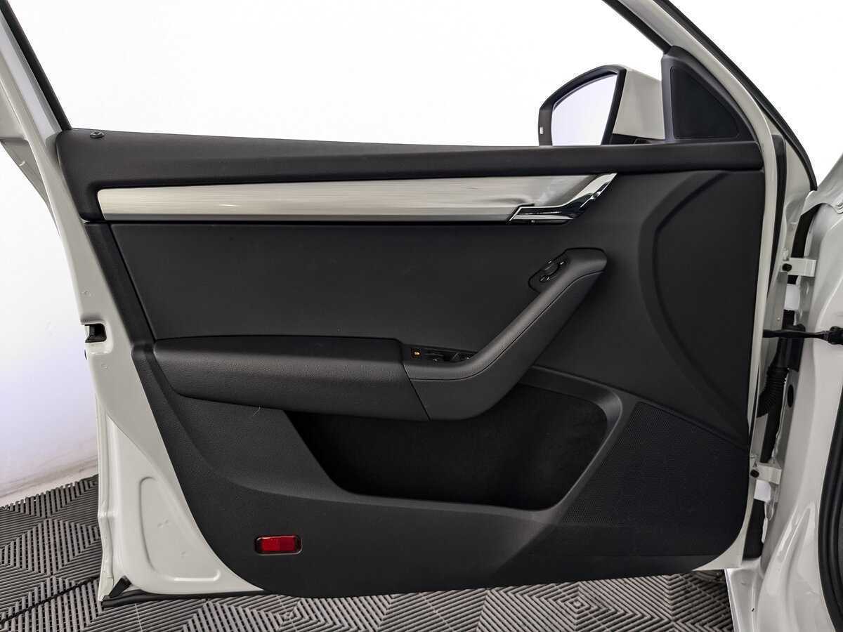 Skoda Octavia 2019 года с пробегом. Фото: #13