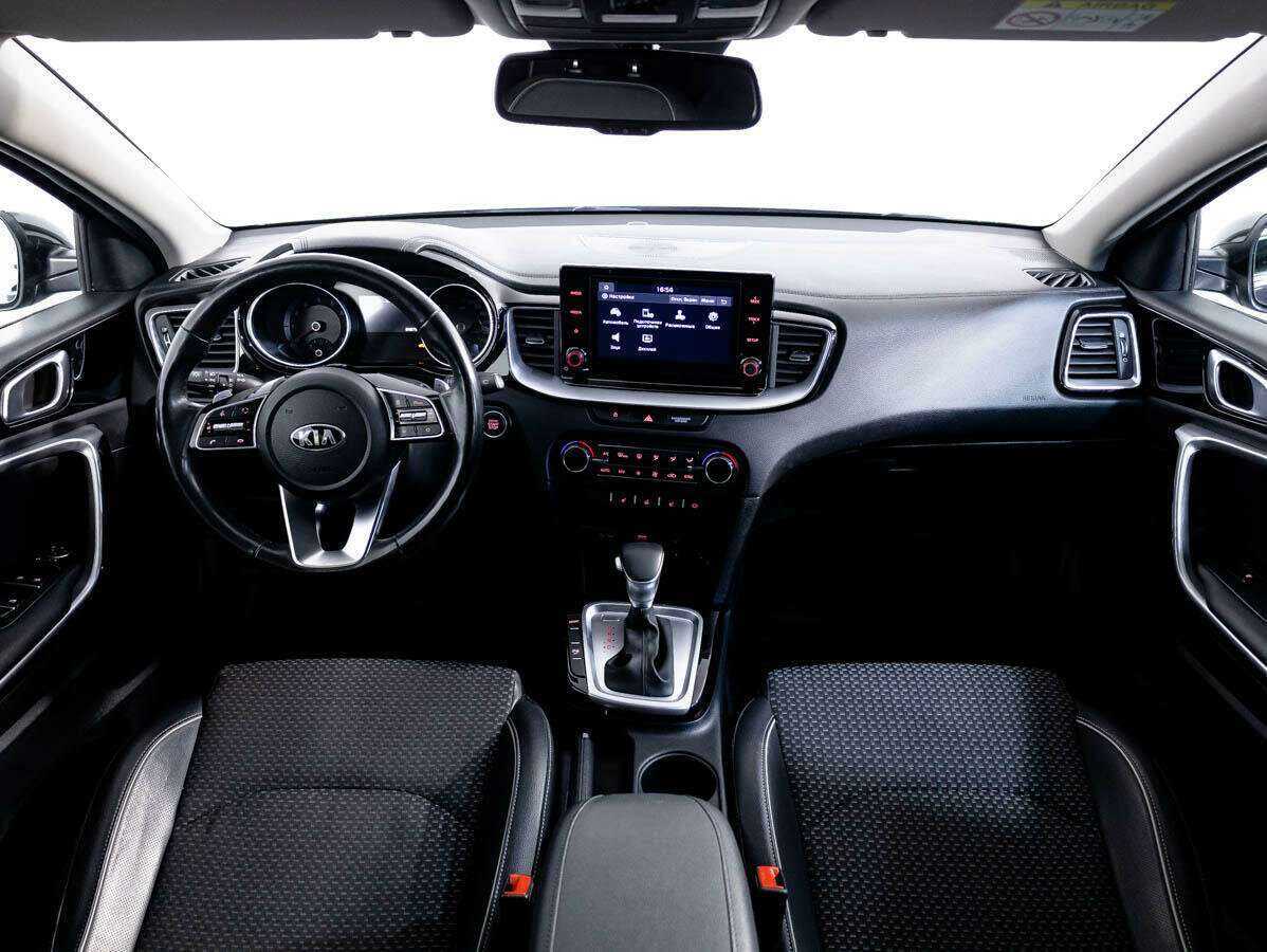 Kia Ceed 2020 года с пробегом. Фото: #8