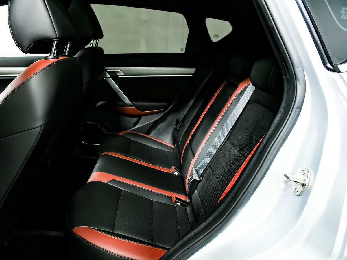 Geely Coolray 2022 года с пробегом. Фото: #11