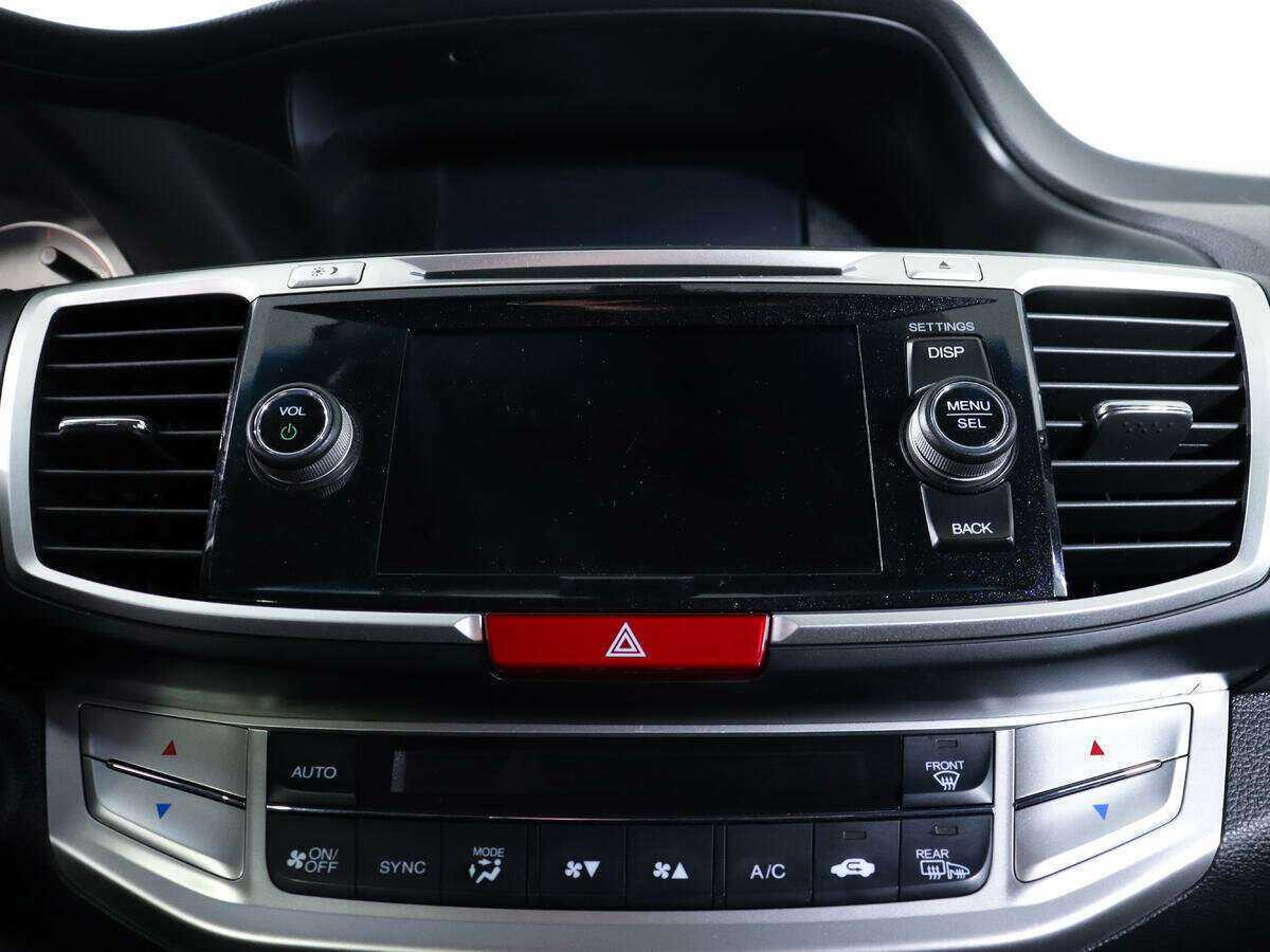 Honda Accord 2013 года с пробегом. Фото: #17