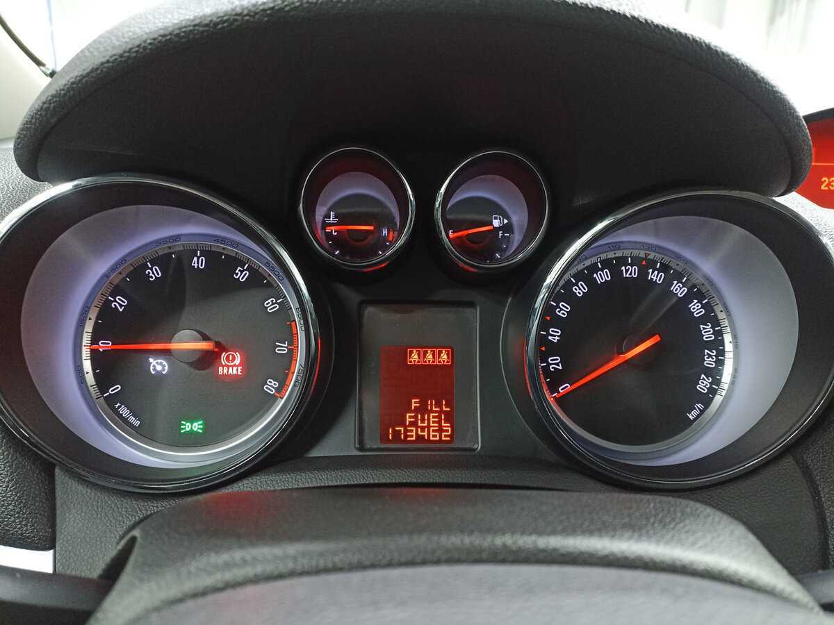 Opel Mokka 2012 года с пробегом. Фото: #12