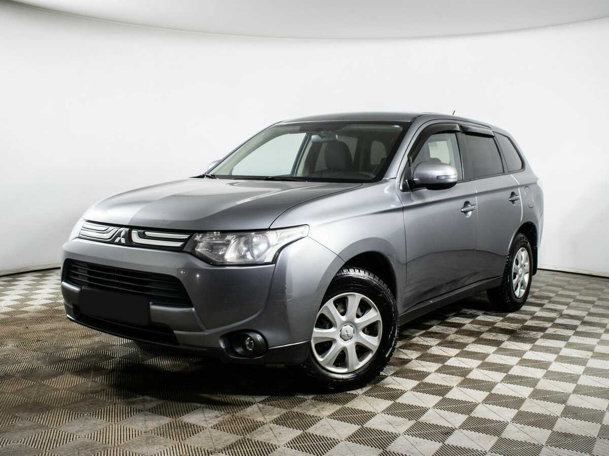 Mitsubishi Outlander 2012 года с пробегом. Посмотреть фото