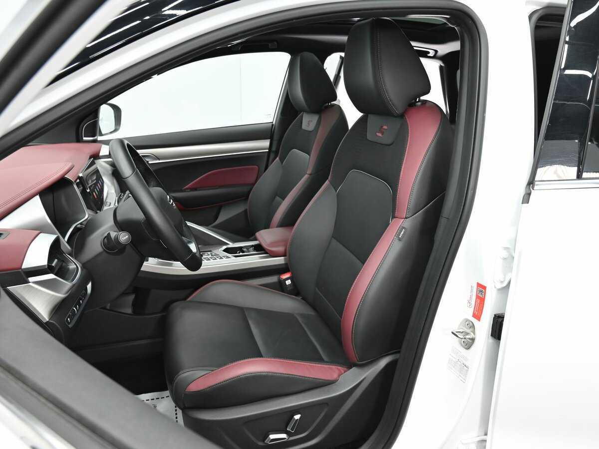 Geely Coolray 2022 года с пробегом. Фото: #7