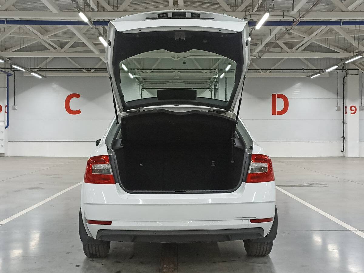 Skoda Octavia 2018 года с пробегом. Фото: #9