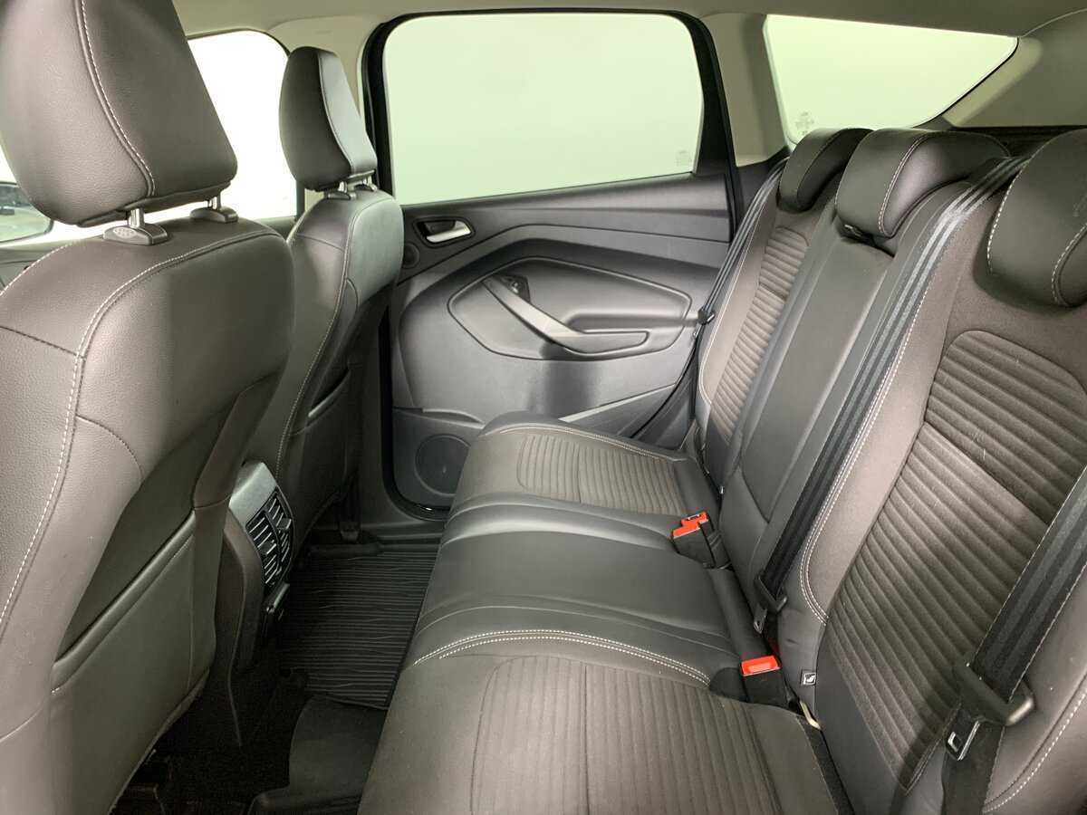 Ford Kuga 2017 года с пробегом. Фото: #18