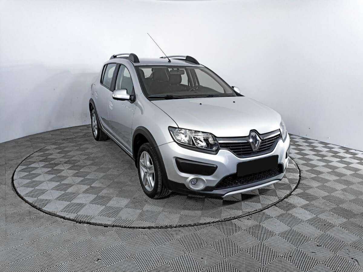 Renault Sandero 2017 года с пробегом. Фото: #2