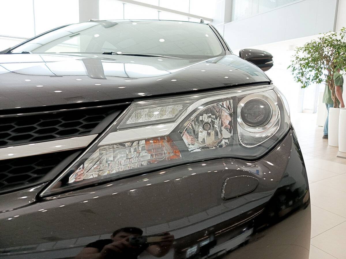 Toyota RAV4 2015 года с пробегом. Фото: #16