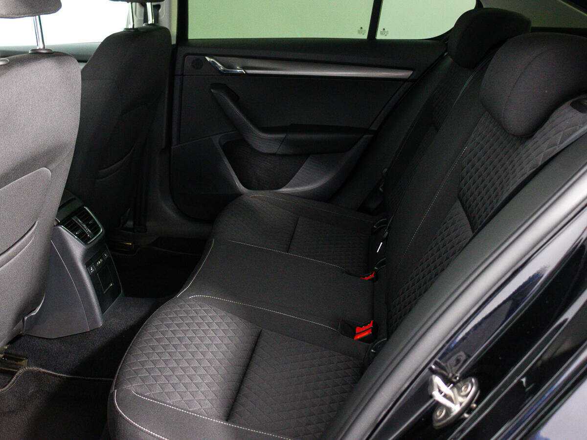 Skoda Octavia 2018 года с пробегом. Фото: #11