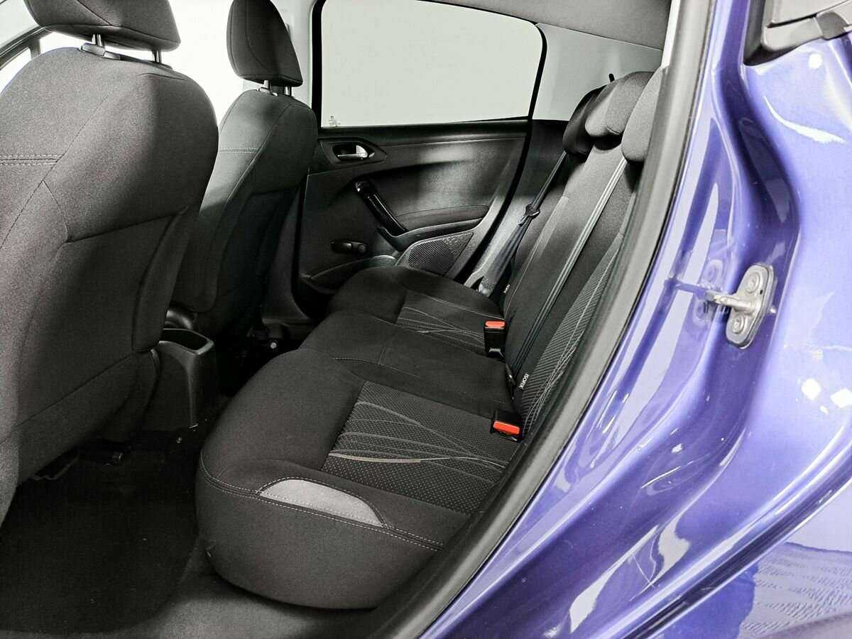 Peugeot 208 2013 года с пробегом. Фото: #9