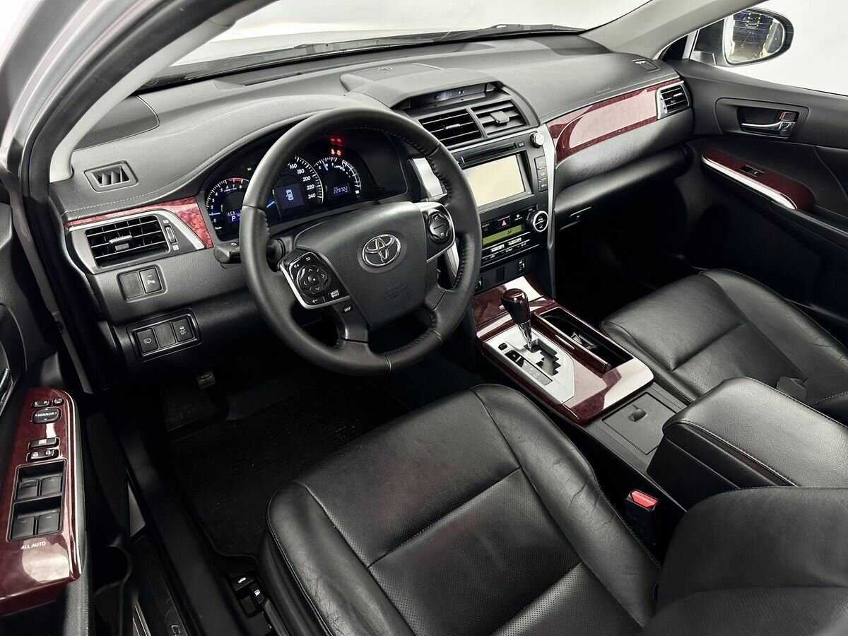 Toyota Camry 2014 года с пробегом. Фото: #6