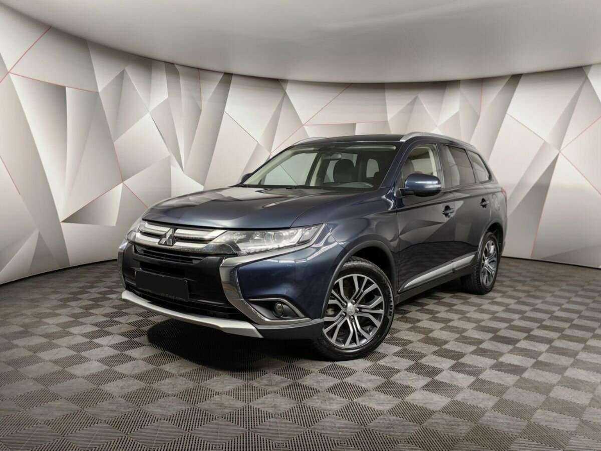 Mitsubishi Outlander 2018 года с пробегом. Посмотреть фото