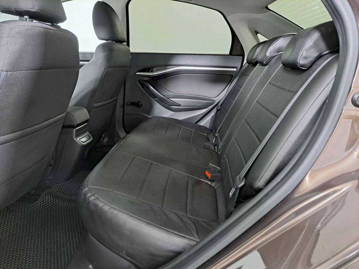 Lada (ВАЗ) Vesta 2018 года с пробегом. Фото: #11