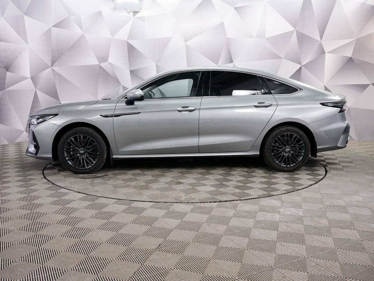 Chery Arrizo 8 2024 года с пробегом. Фото: #1