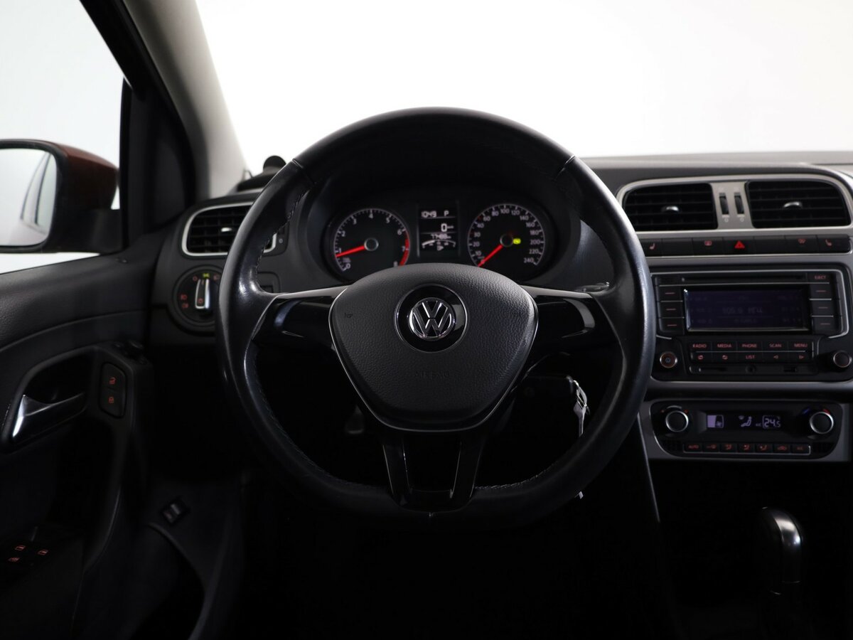 Volkswagen Polo 2015 года с пробегом. Фото: #9