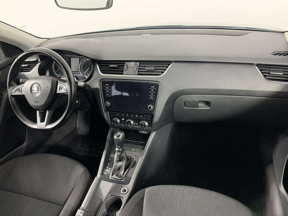 Skoda Octavia 2018 года с пробегом. Фото: #8