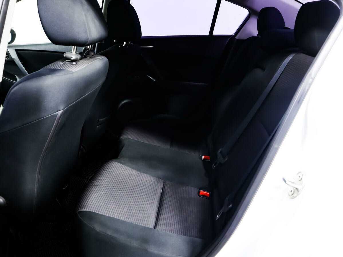 Mazda 3 2012 года с пробегом. Фото: #11
