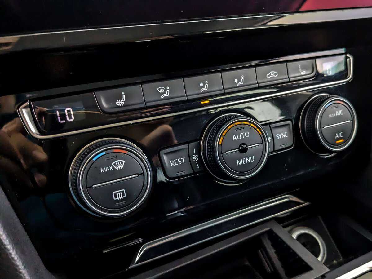 Volkswagen Passat 2017 года с пробегом. Фото: #25