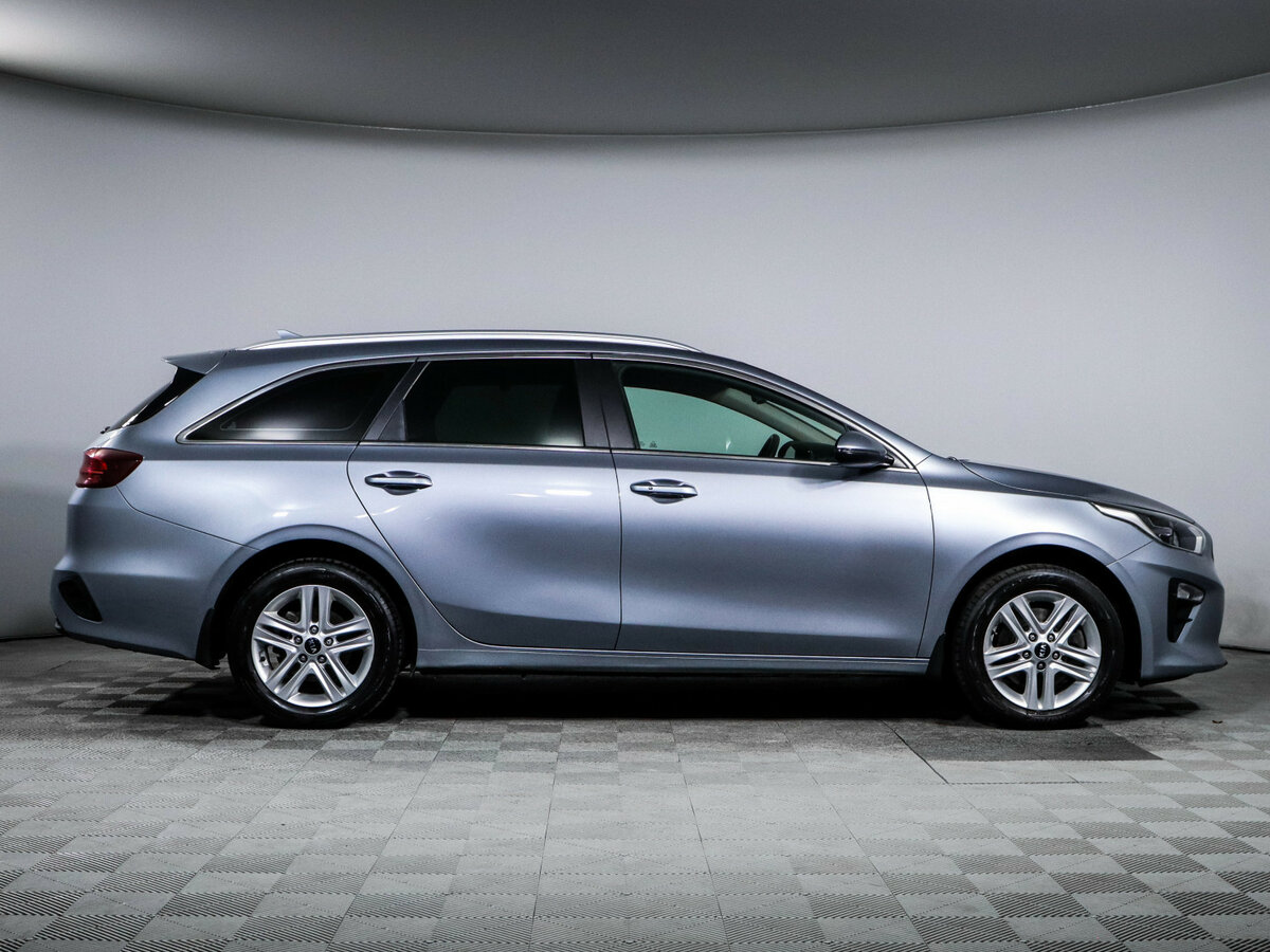 Kia Ceed 2021 года с пробегом. Фото: #3