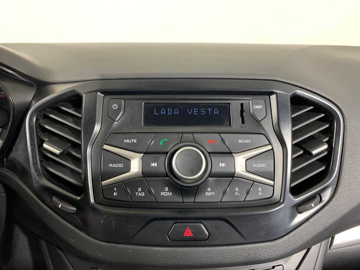 Lada (ВАЗ) Vesta 2018 года с пробегом. Фото: #15